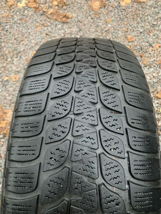 Зимова шина(резина) 205/60 R16 “Bridgestone” Blizzak LM-25 - 1шт.