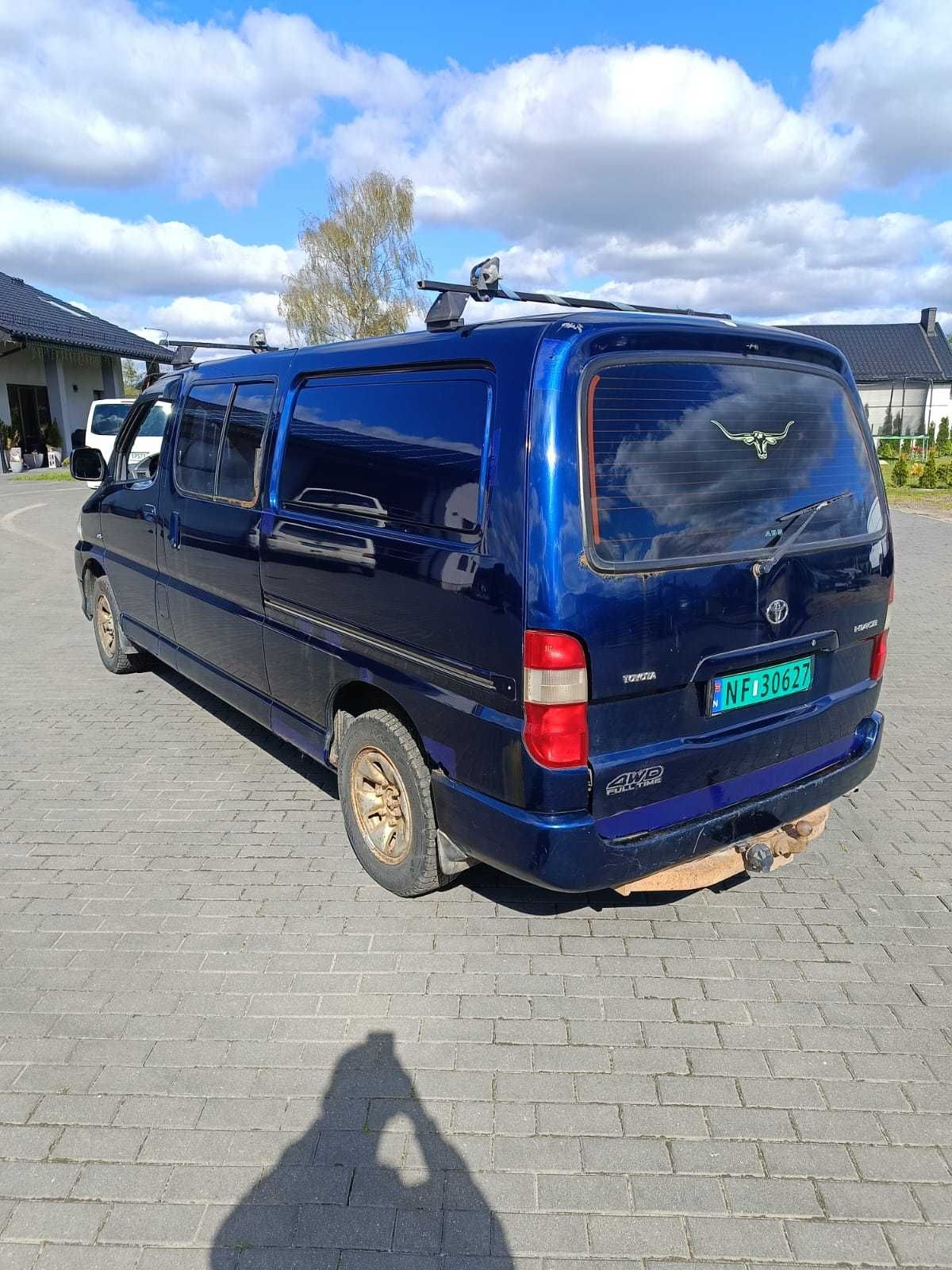 Toyota hiace 4x4 long. 2007rok