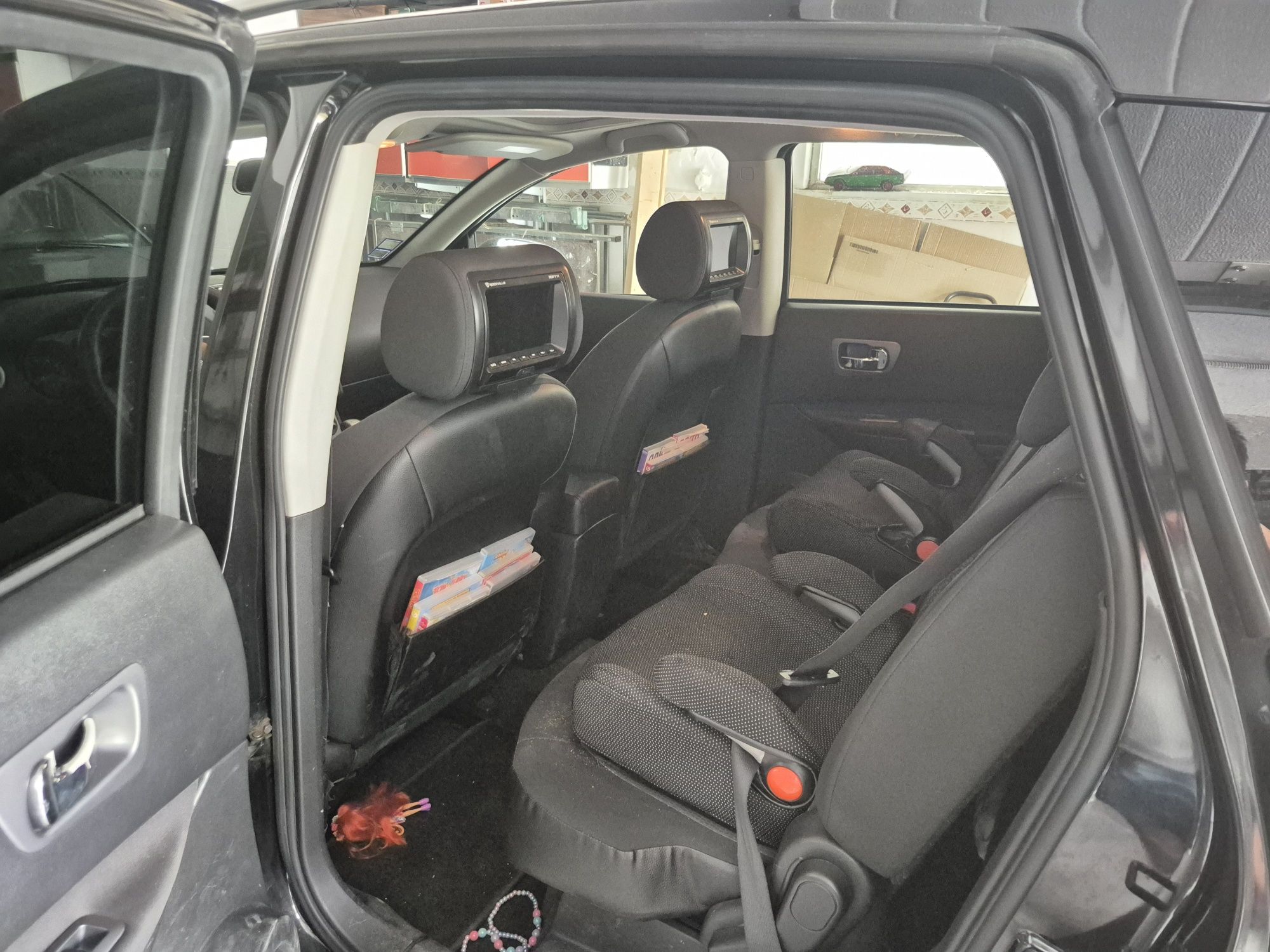 Nissan Qashqai+2