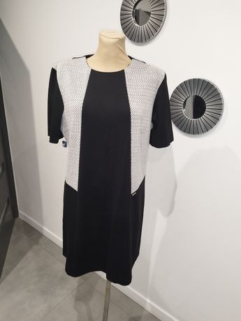 R.44 ciepła czarno biała sukienka plus size