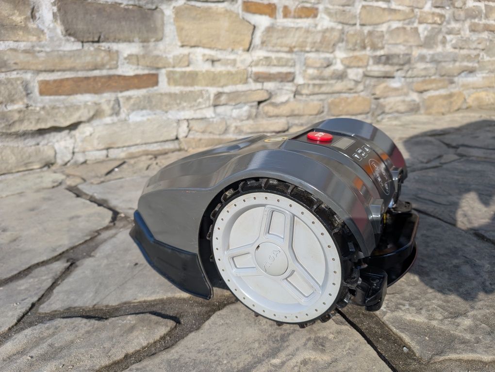 Robot koszący do trawy STIGA Autoclip 230 s