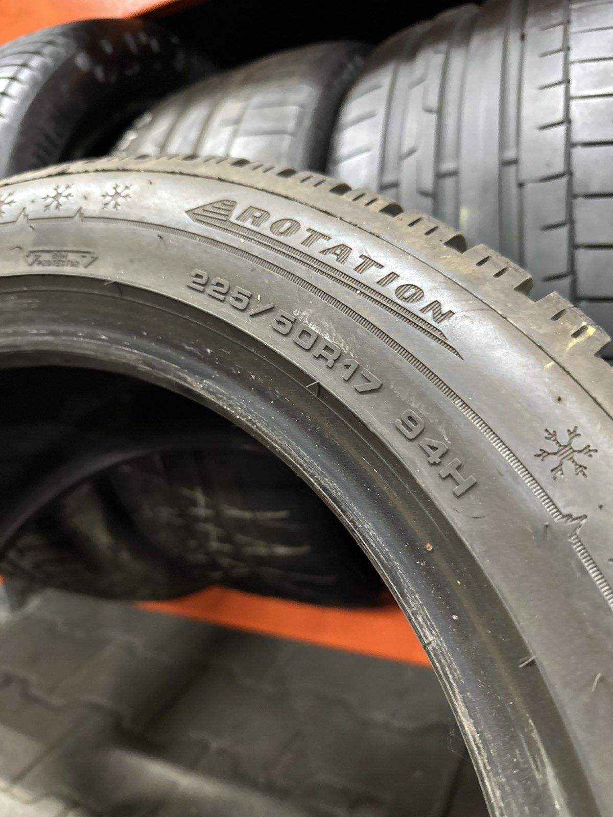 Шини Резина Зима 225/50 R17 94H Dunlop Winter Sport 5