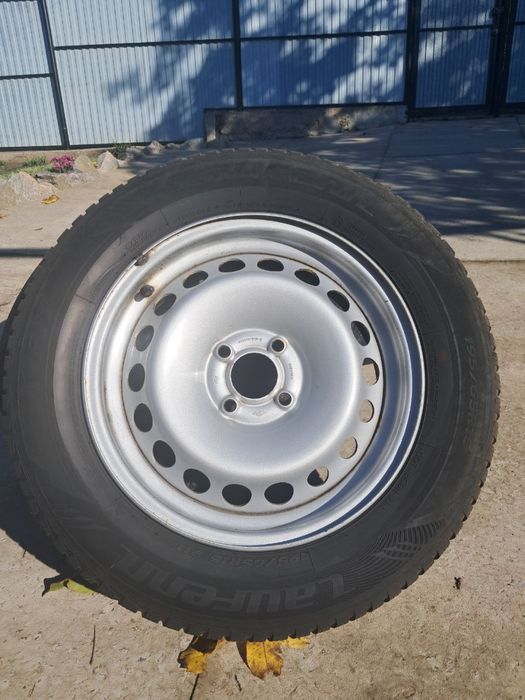 Рено Renault диски 4 100 R15 зимові колеса Laufenn 195/65/15