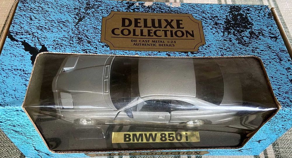 Miniaturas automóvel - Colecção de 36 unidades