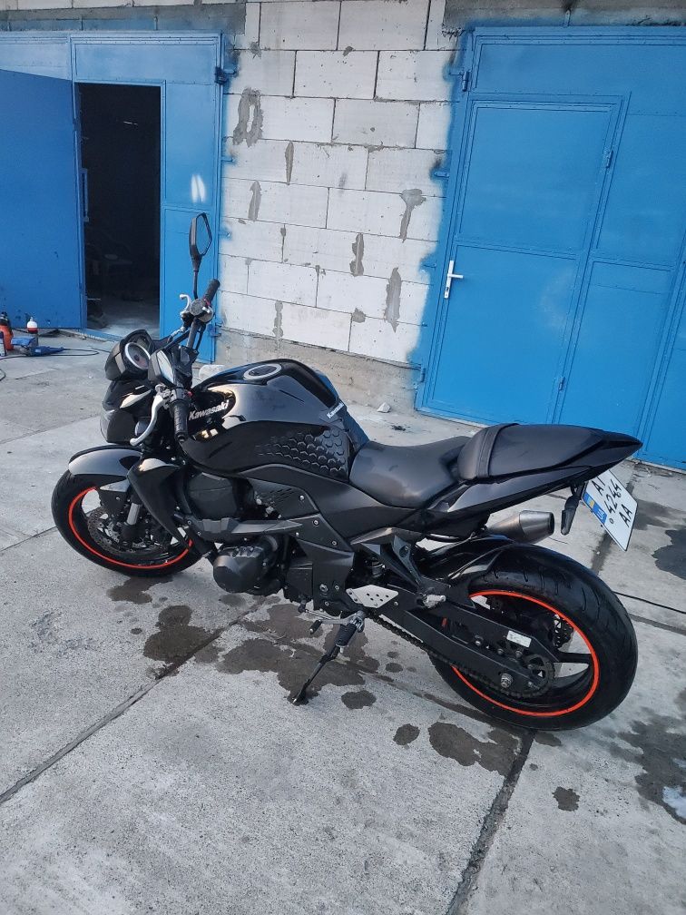 Продам Kawasaki z750 2013