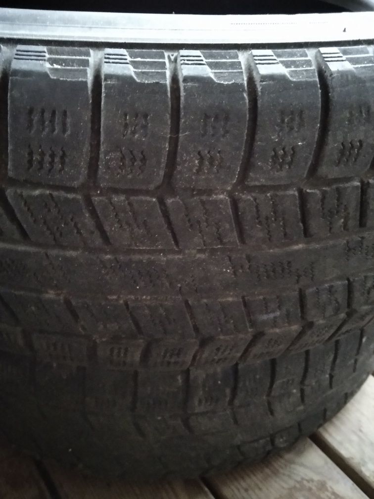 Резина 195/65/15 Hankook Winter Icept