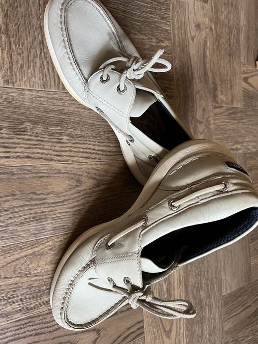 Топсайдери,мокасини шкіряні р.38.5