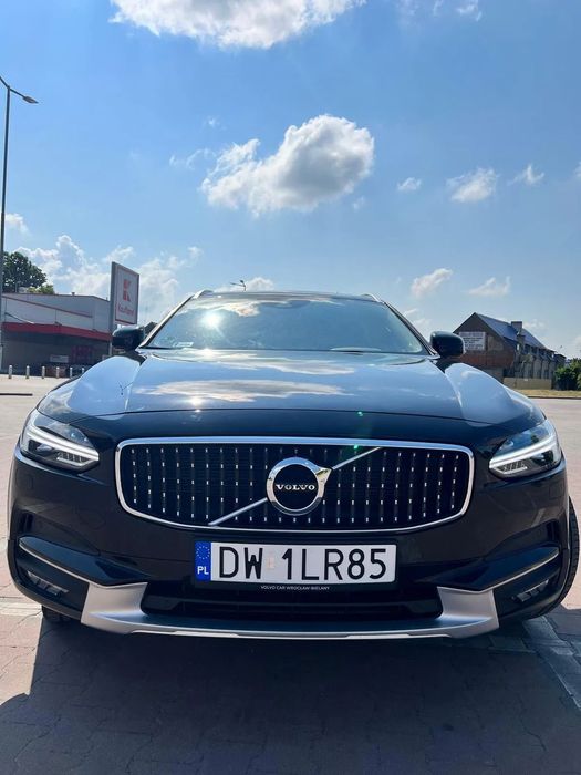 Volvo V90 Cross Country Volvo V90 Cross Country D4 AWD Geartronic Pro