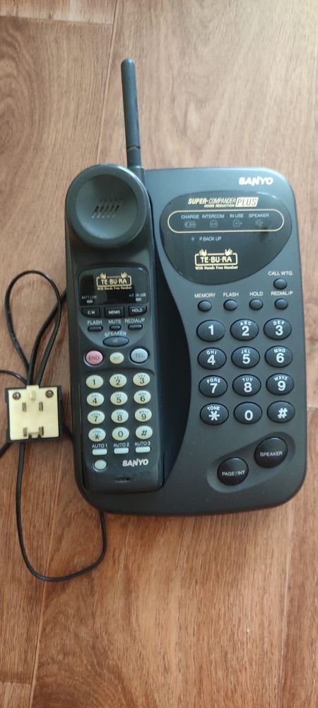 Радіотелефон SANYO