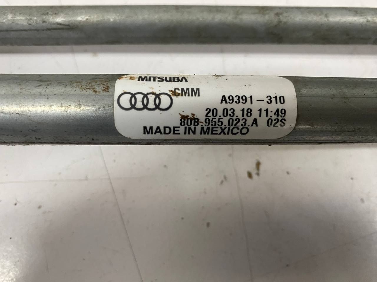 80b955023a Audi q5 80a трапеция дворников