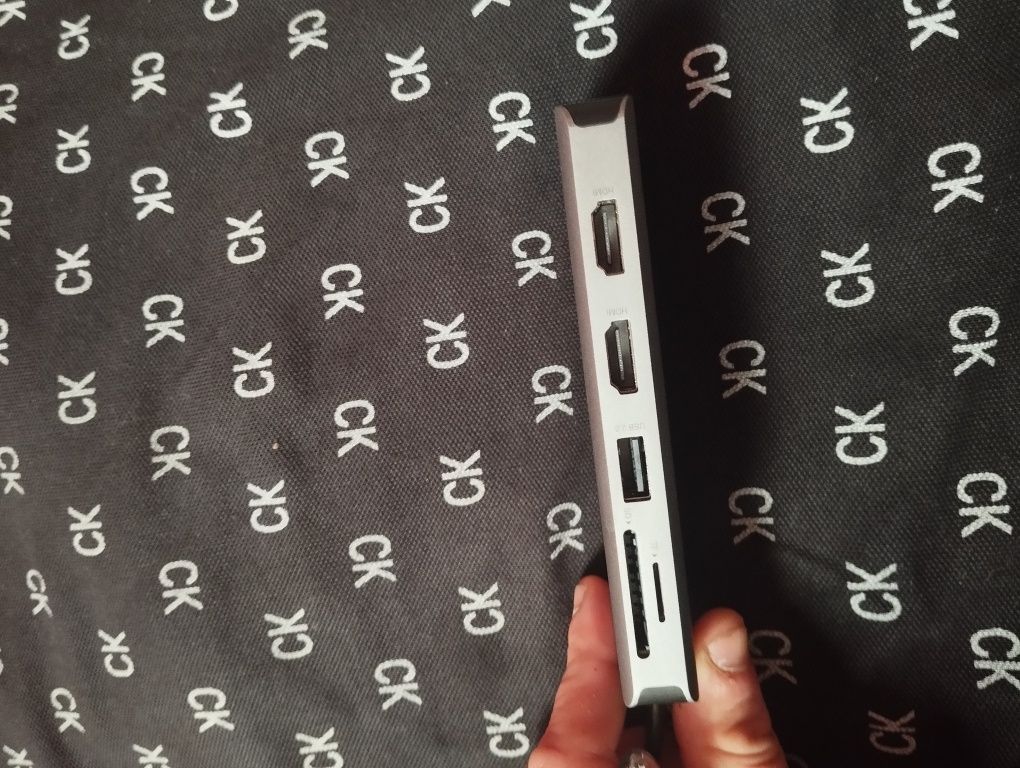 Nowy rozdzielacz przejściówka  stacja dokująca Acer 12 w 1  mini dock