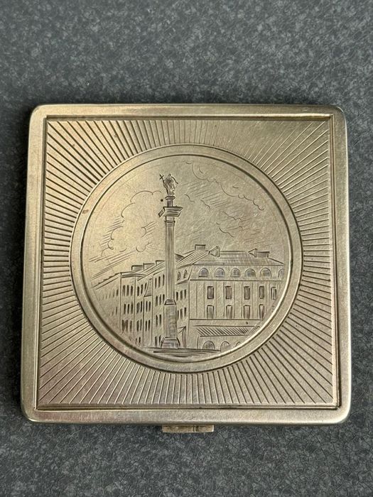Puderniczka srebrna Art Deco vintage