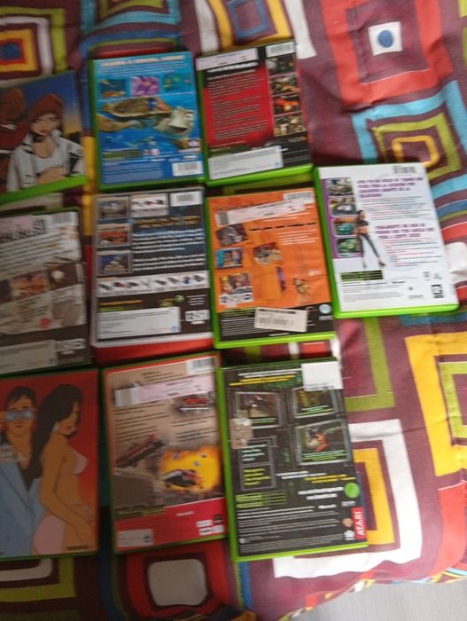 Jogos Xbox e tb capas com os manuais