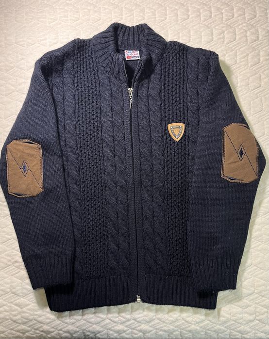 Тепла вʼязана кофта для хлопчика на 7-8 років