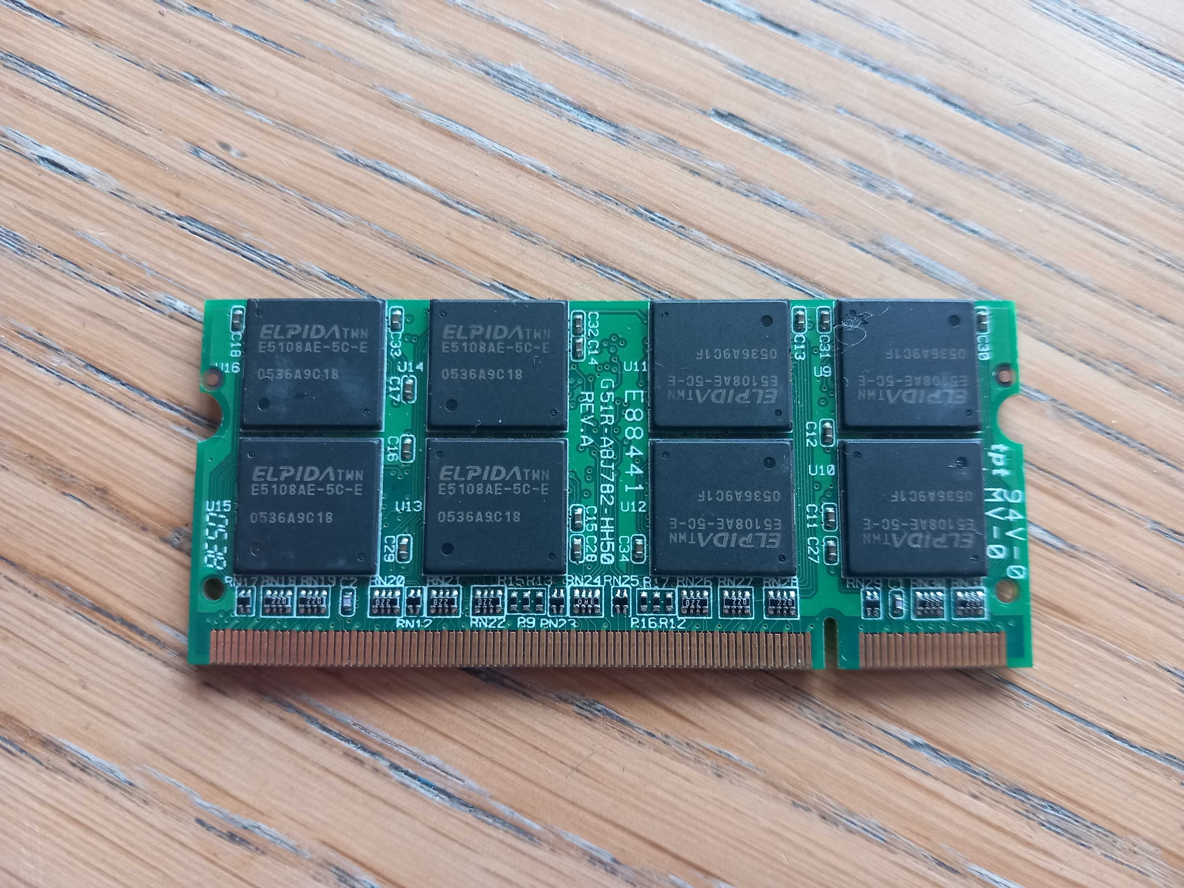 Pamięć RAM 1 GB DDR2