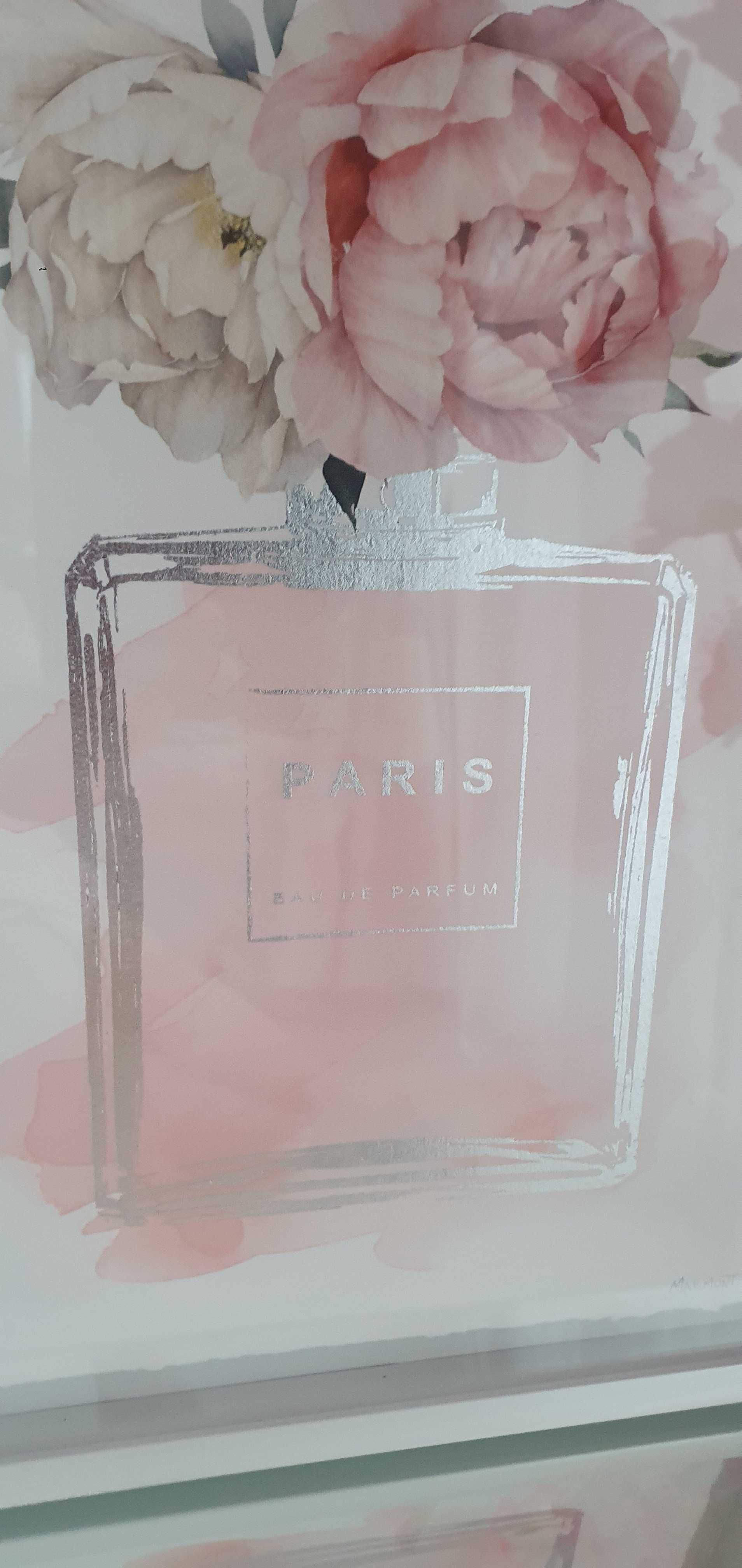 Prześliczny Obrazek Perfumy w Białej Ramie