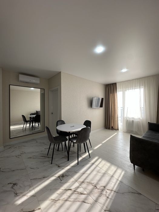 1- ком квартира с кап ремонтом и мебелью в Кадоре на Сахарова