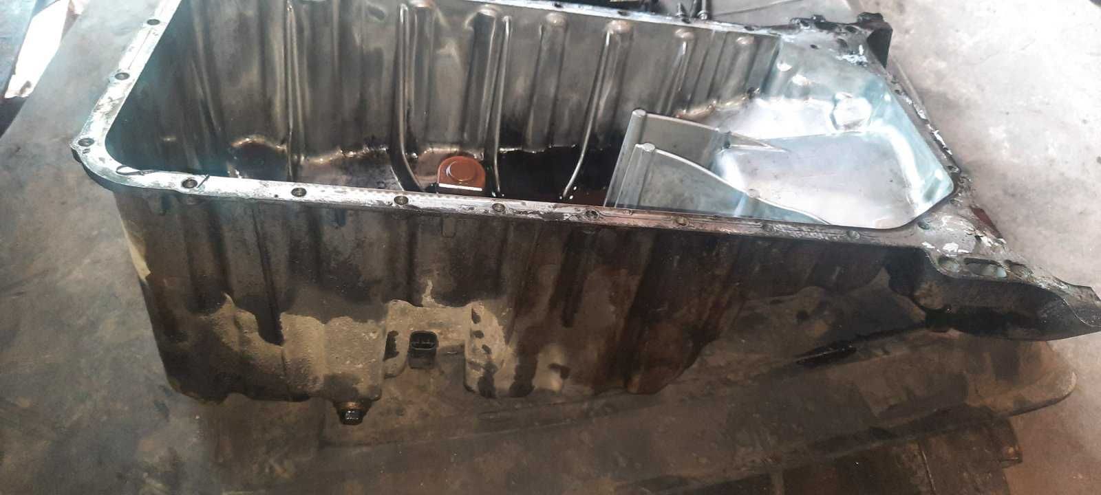 Поддон Mercedes Sprinter 2.2cdi om 611
