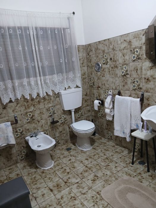 Aluguer de quarto-Estudante universitária