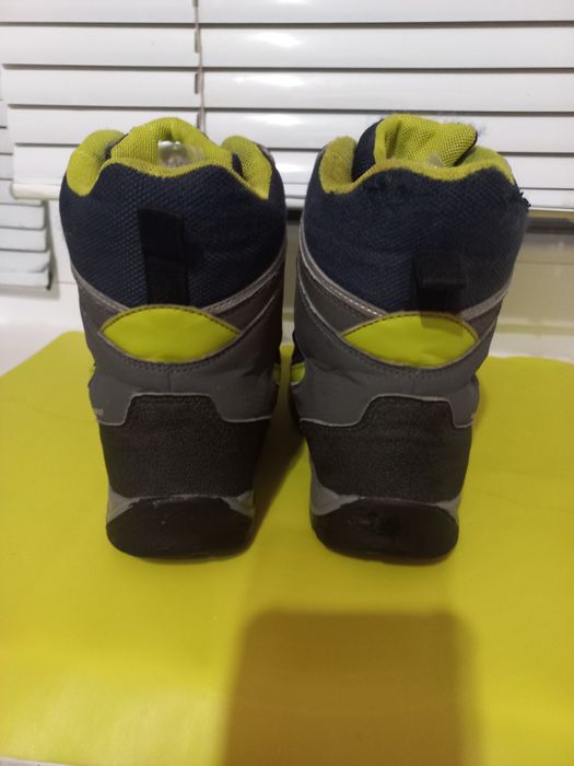 Продам дитячі зимові черевики Geox original 36 р.