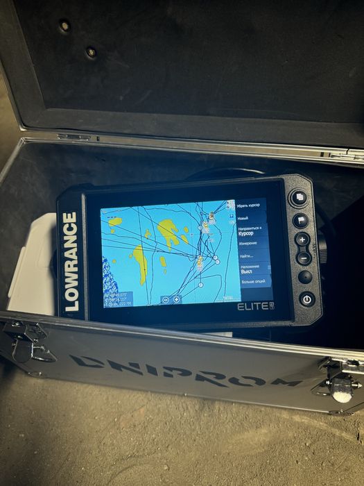 Эхолот Lowrance FS7