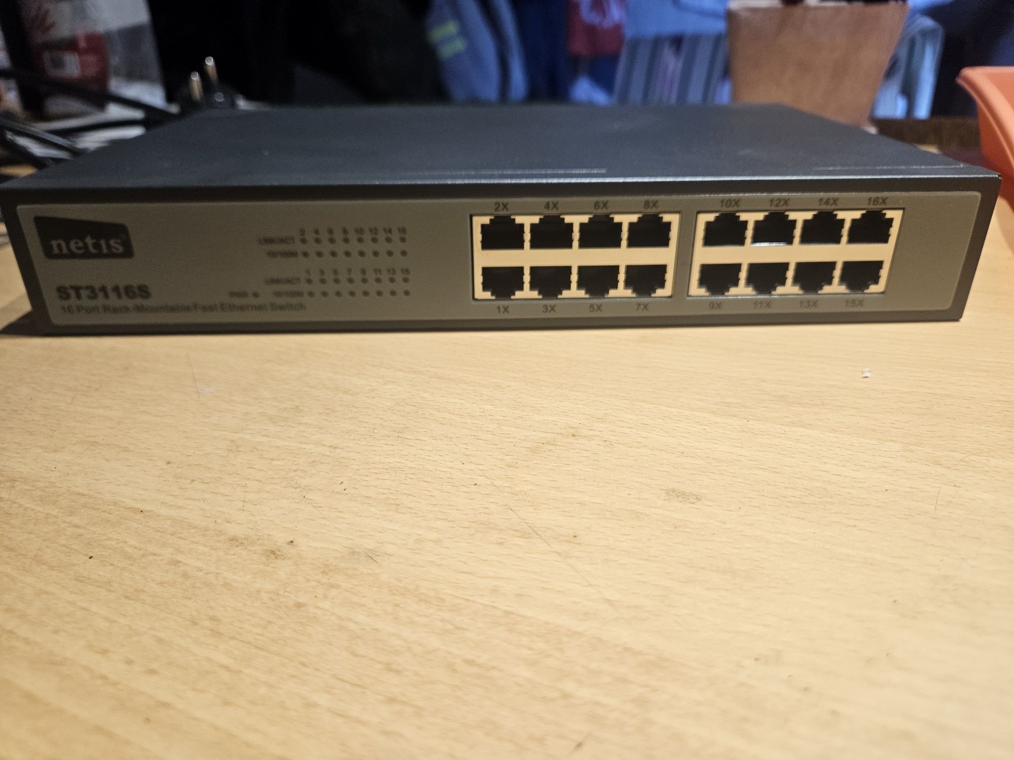 Switch niezarządzalny netis st3116s