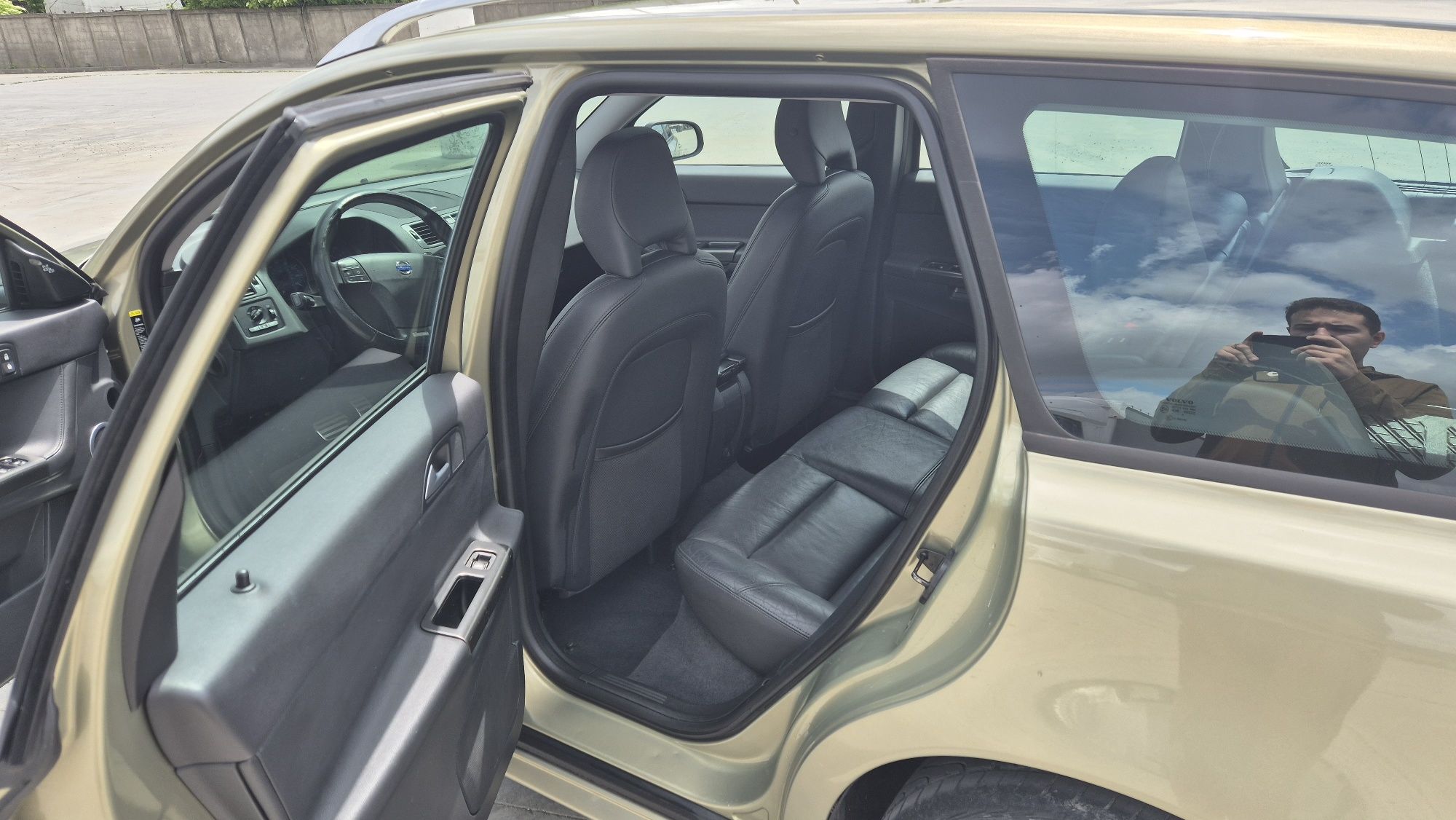 2008 Volvo V50 Т5 2.5 (230 к.с.) R-Design