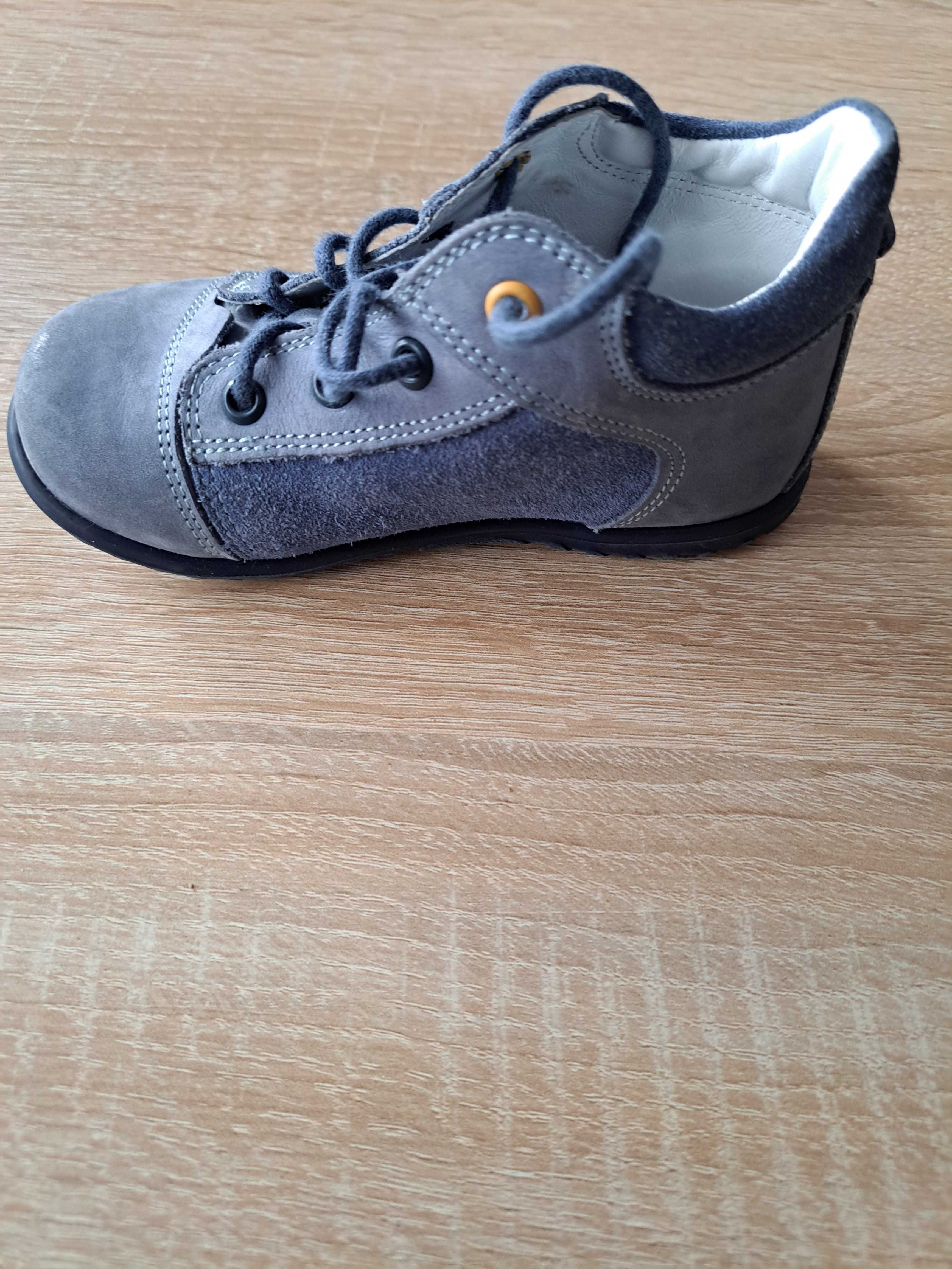 Buty trzewiki Emel 24