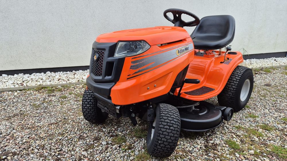 Traktorek ciagniczek kosiarka MTD Ole Mac 2010 metalowy boczny wyrzut