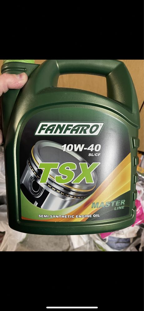 Продам качественное моторное масло Fanfaro 10w-40