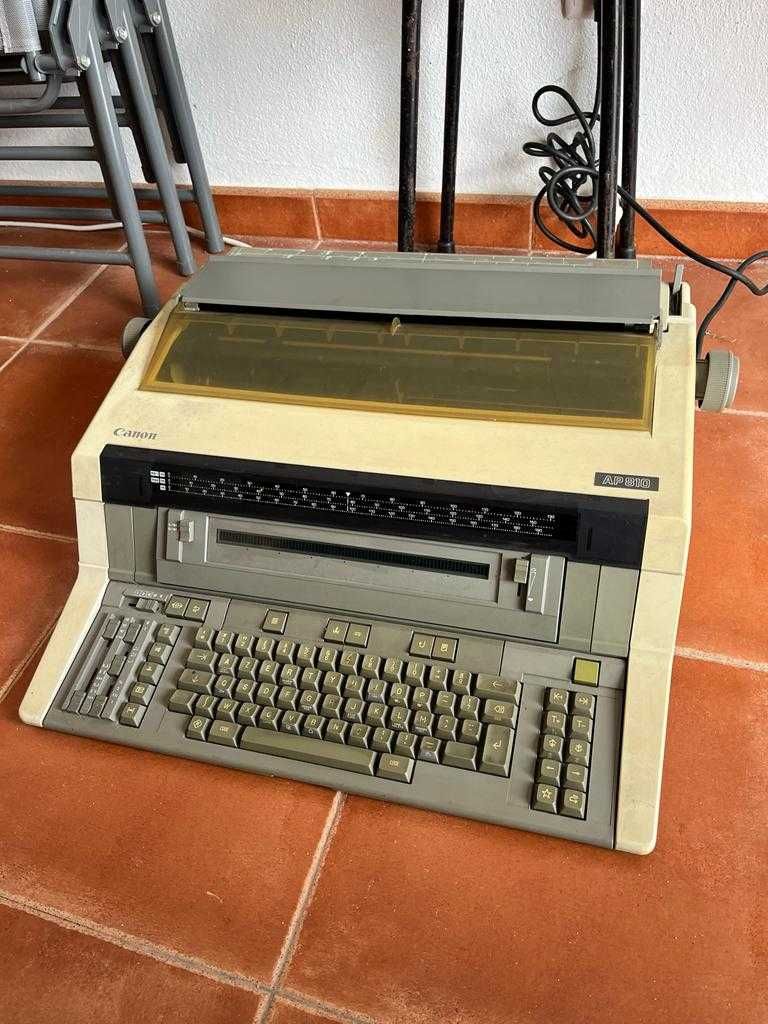 Máquina escrever eletrica CANON AP810