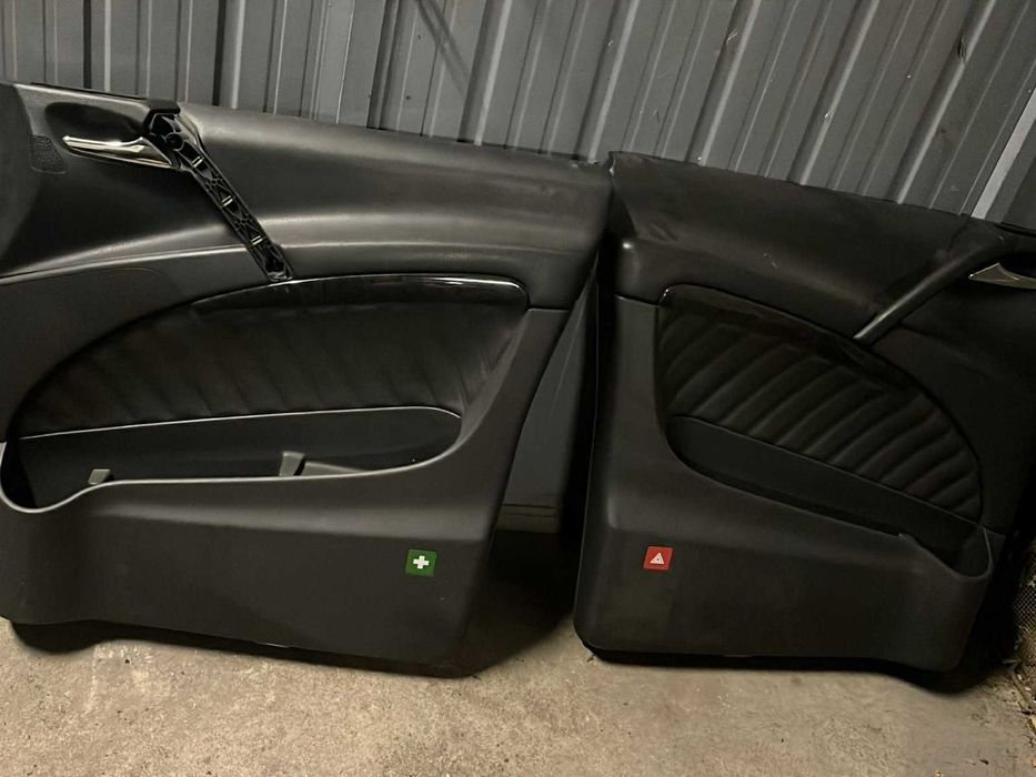 Мерседес  Віто  Віано карти обшивка  салону