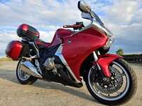 Honda VFR1200F | 2 komplety kluczy | ABS | Kufry | Tankbag