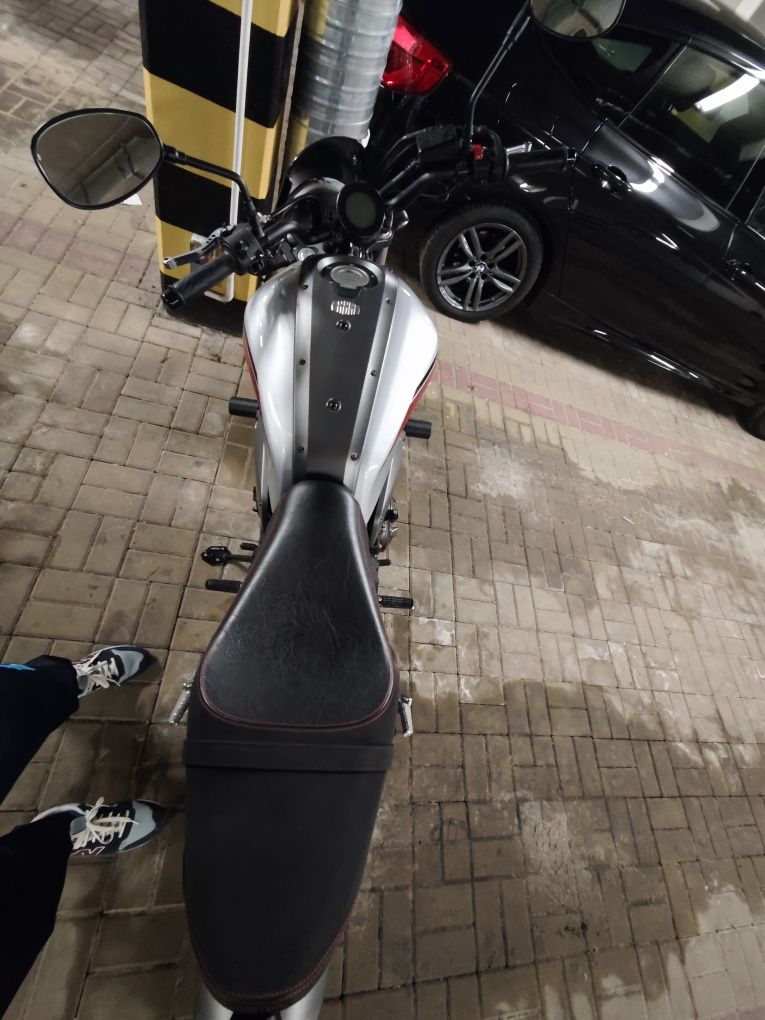 Yamaha XSR 700 (2021 rok)