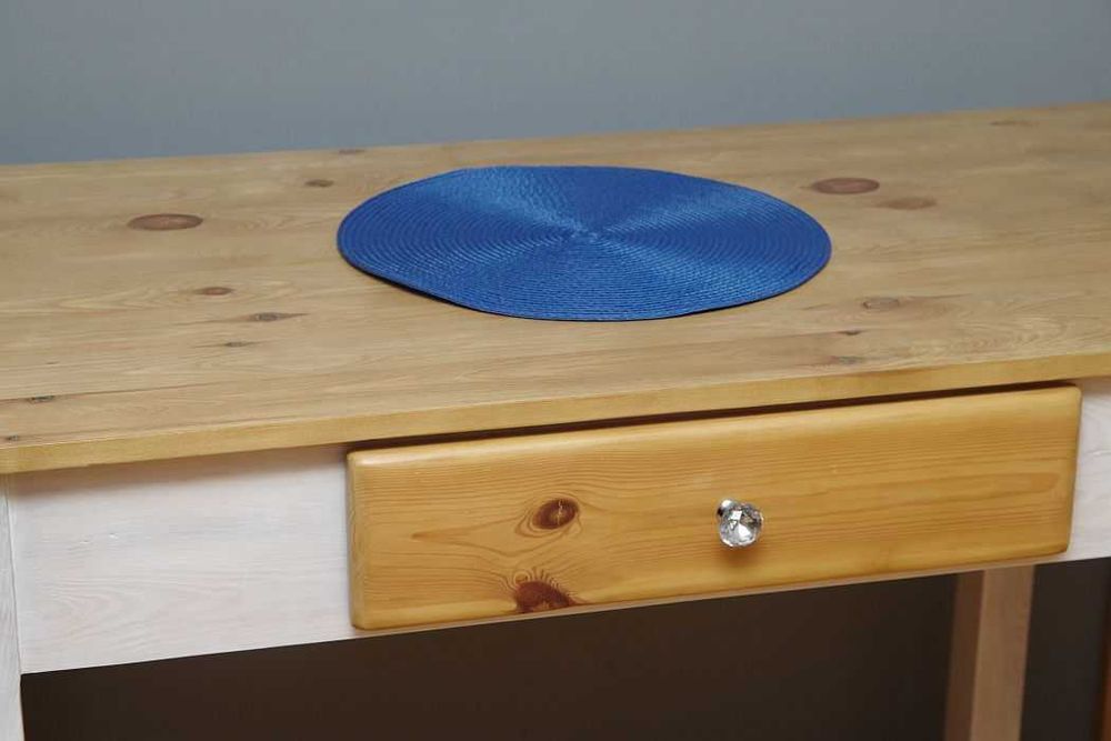 Stary, drewniany stół z szufladą, odnowiony - 120x60cm