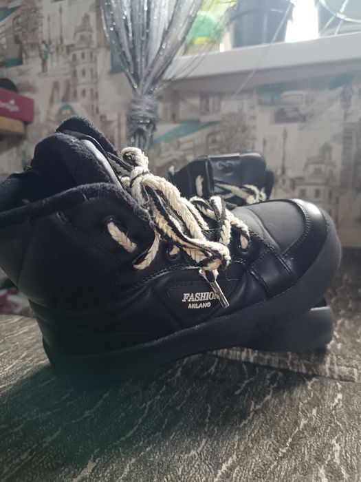 Сапожки для дівчинки