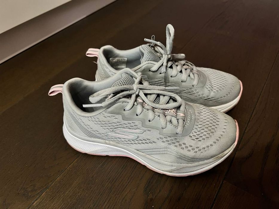 Кросівки Skechers