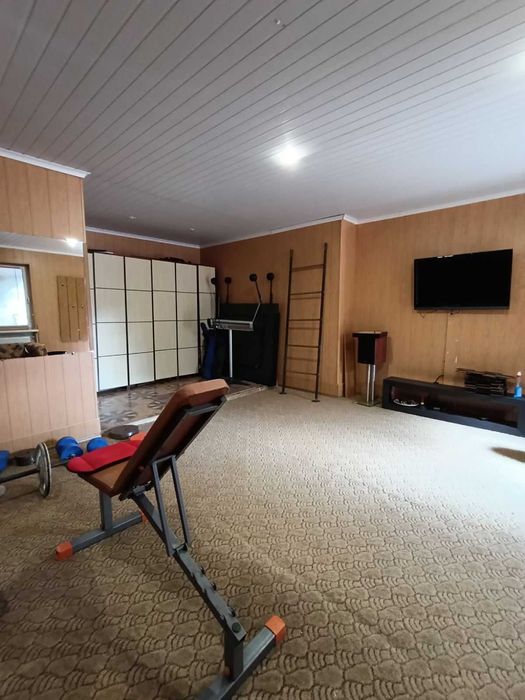 Продам дом в самом центре города . Rn