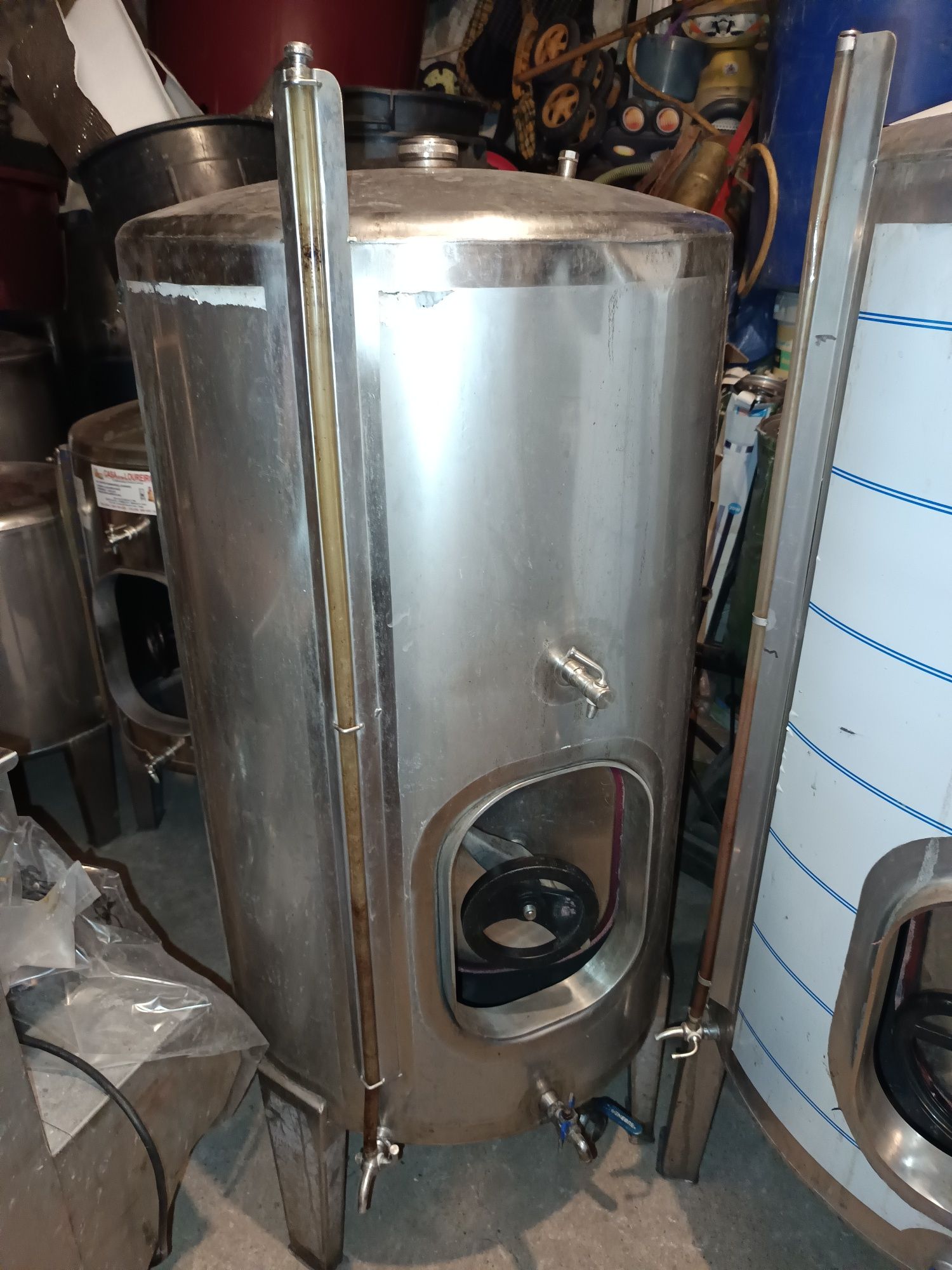 Cubas inox de 350 litros
