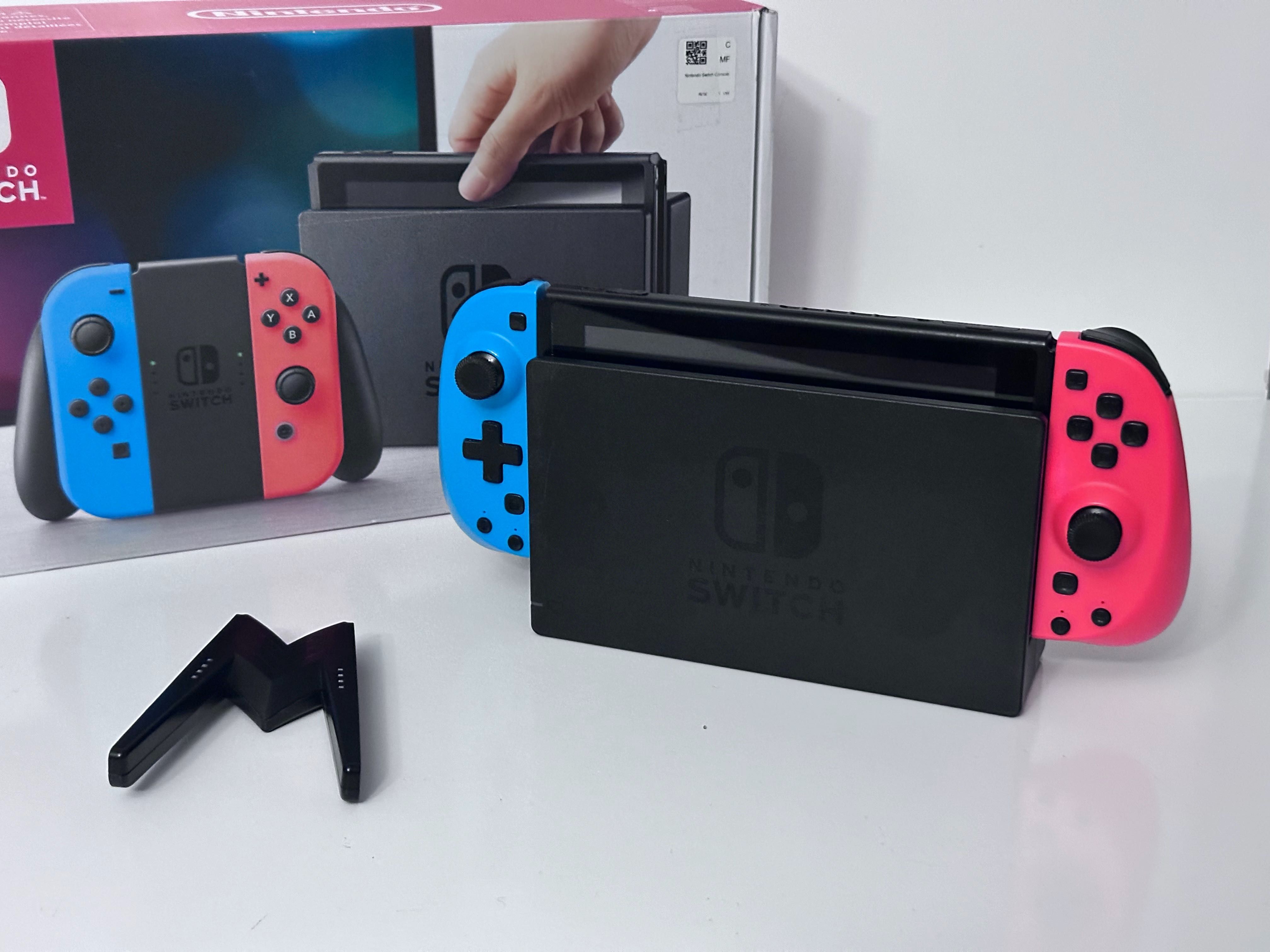 Konsola Nintendo Switch 32GB Pełny Zestaw Super Stan Blue Red