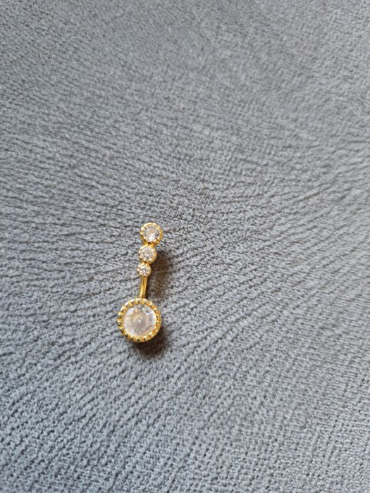 Kolczyk do pępka złoty