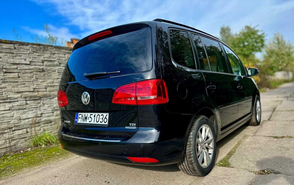 vw touran 1,6 tdi xenon navi czujniki zarejestrowany