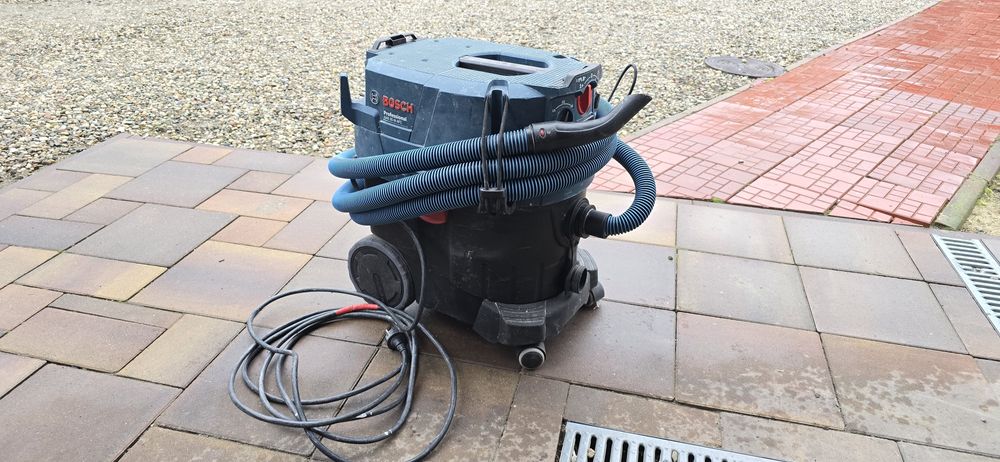 Odkurzacz przemysłowy budowlany Bosch GAS 35 M AFC
