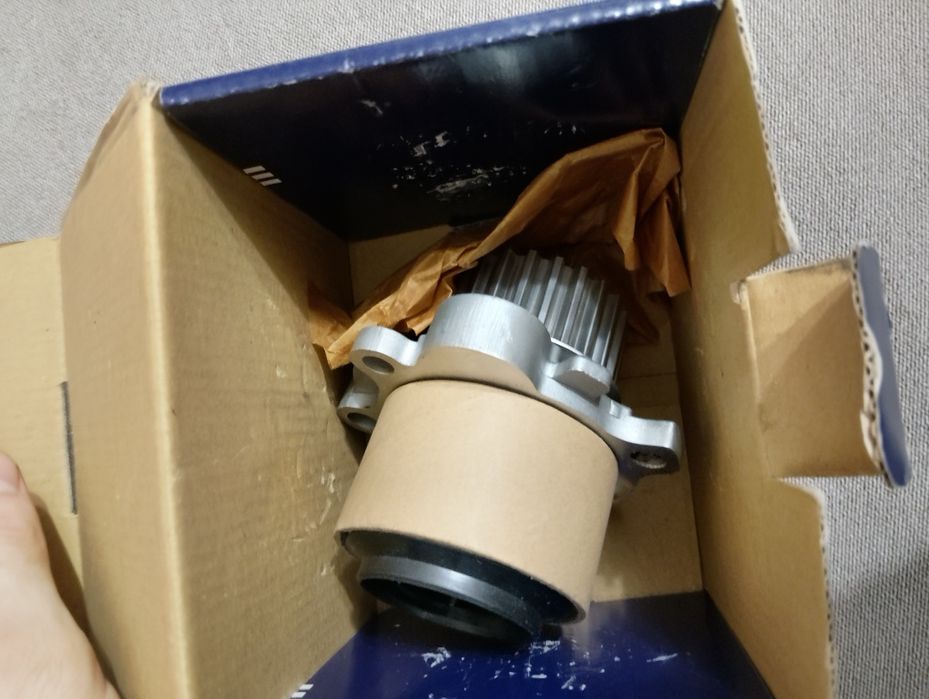 Помпа для Volkswagen bora