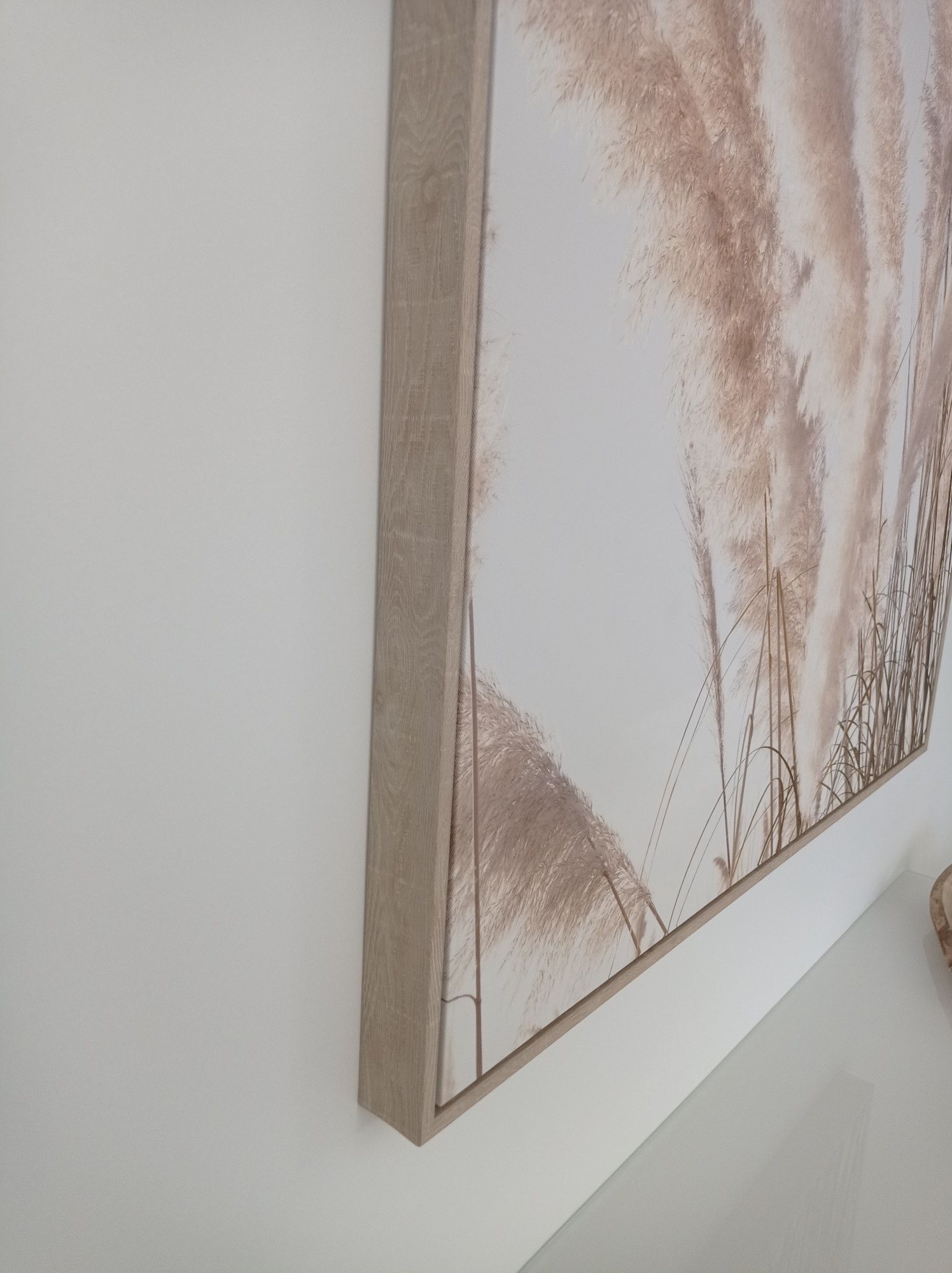 Quadro branco e bege