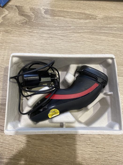 Бритва Philips Series 1000  в ідеальному стані ціна 1000грн.