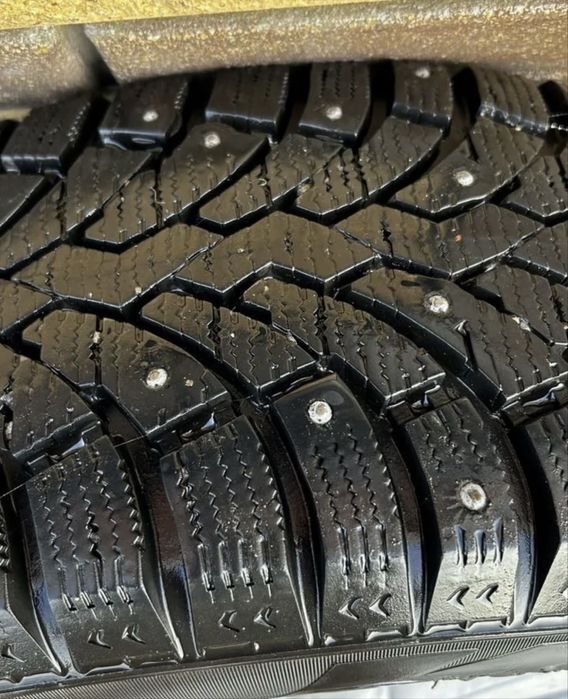 Комплект зимових колес r16