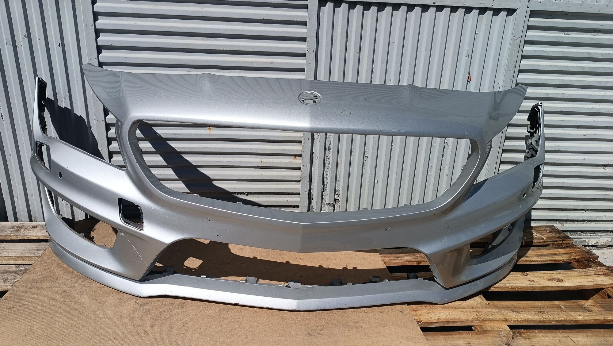 Vendo parachoque de frente Mercedes CLA classe C117 coupé ano 2013/19