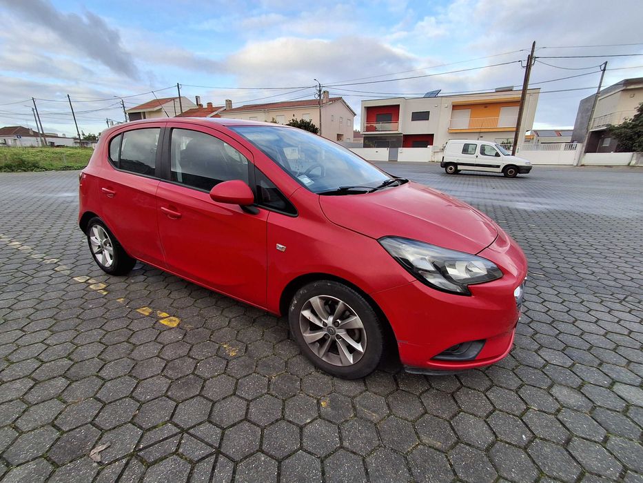 Opel Corsa 1.2 color edition