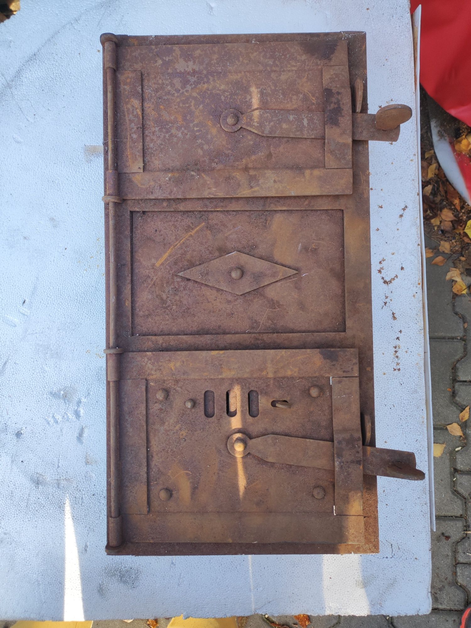 Drzwiczki do pieca/wędzarki.